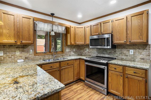 Builiding view ten for 15843 Brucker, Grand Haven, MI. 49417