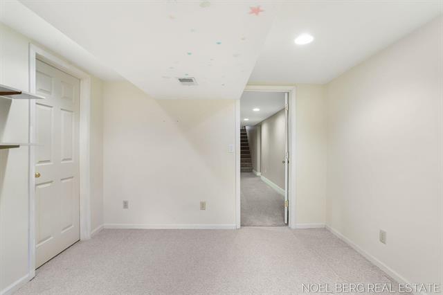 Builiding view thirty four for 15843 Brucker, Grand Haven, MI. 49417