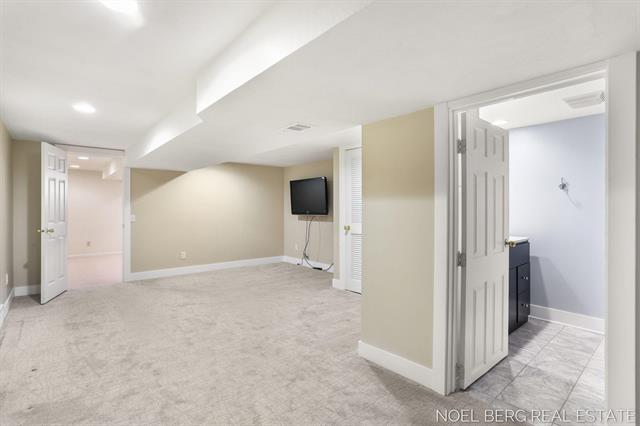 Builiding view thirty two for 15843 Brucker, Grand Haven, MI. 49417