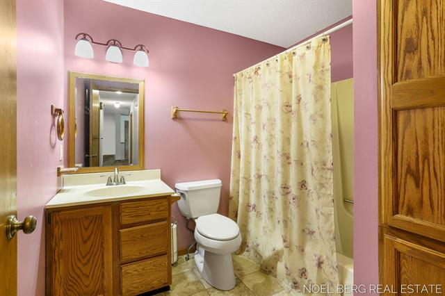 Builiding view twenty nine for 15843 Brucker, Grand Haven, MI. 49417