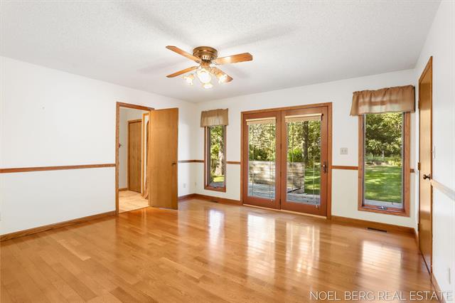 Builiding view twenty one for 15843 Brucker, Grand Haven, MI. 49417