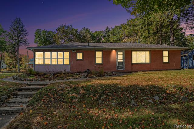 Builiding view one for 15303 Longfellow, Byron, MI. 48418