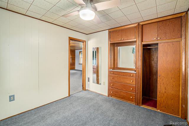 Builiding view seventeen for 15303 Longfellow, Byron, MI. 48418