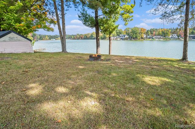 Builiding view twenty six for 15303 Longfellow, Byron, MI. 48418