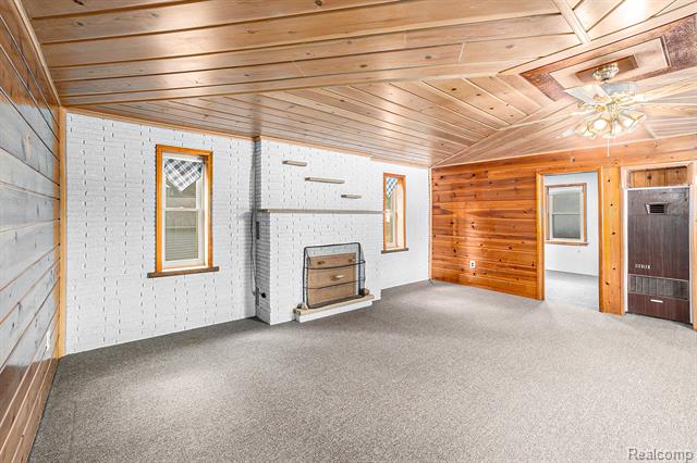 Builiding view two for 15303 Longfellow, Byron, MI. 48418