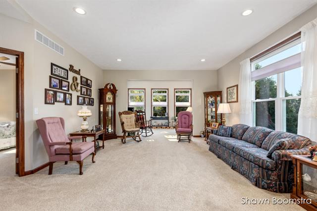 Builiding view two for 8105 Amber Crest, Byron Center, MI. 49315