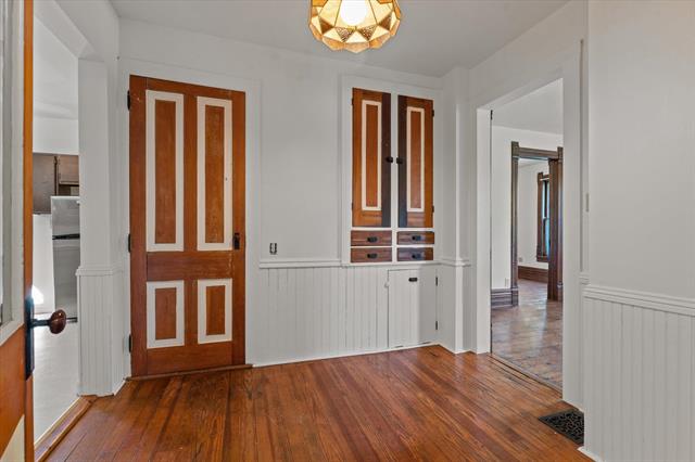 Builiding view eight for 408 Water, Cassopolis, MI. 49031