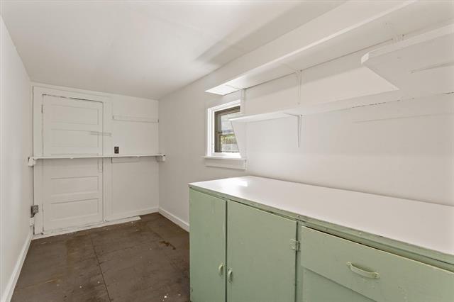 Builiding view fifteen for 408 Water, Cassopolis, MI. 49031