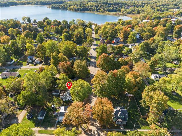 Builiding view thirty four for 408 Water, Cassopolis, MI. 49031