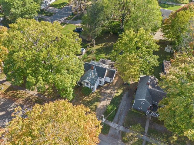 Builiding view thirty one for 408 Water, Cassopolis, MI. 49031