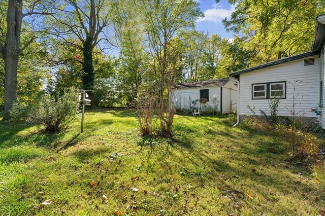 Builiding view twenty eight for 408 Water, Cassopolis, MI. 49031