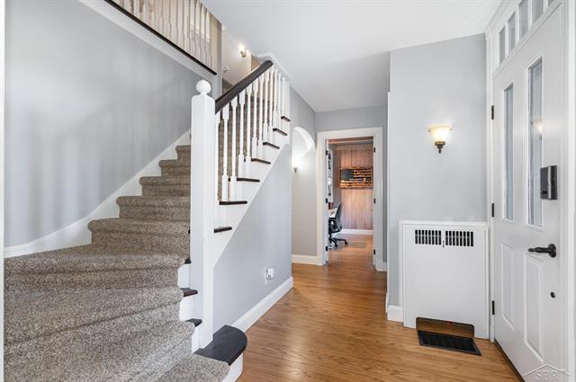 Builiding view four for 611 Nurmi, Bay City, MI. 48708