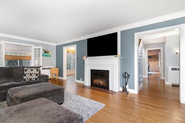 Builiding view nine for 611 Nurmi, Bay City, MI. 48708