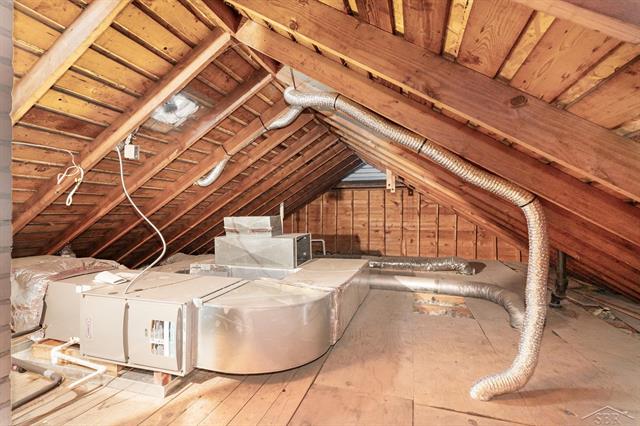 Builiding view thirty five for 611 Nurmi, Bay City, MI. 48708