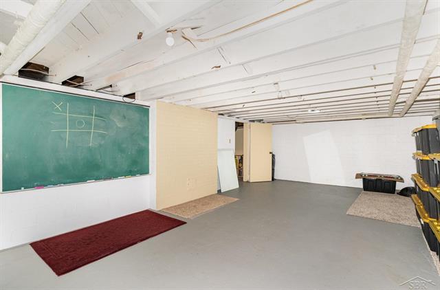 Builiding view thirty six for 611 Nurmi, Bay City, MI. 48708