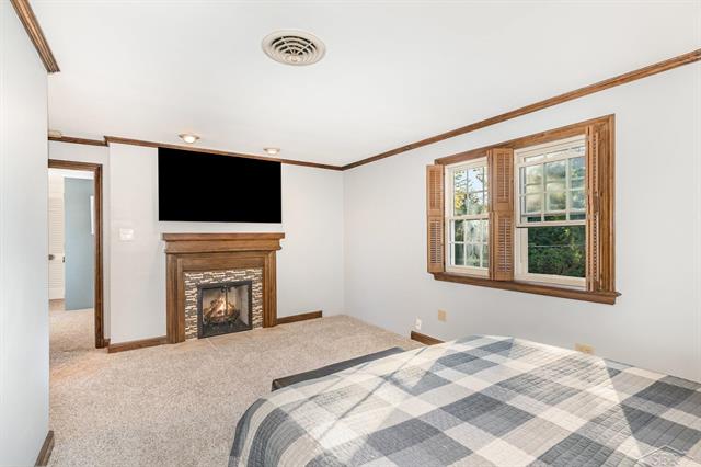 Builiding view twenty two for 611 Nurmi, Bay City, MI. 48708