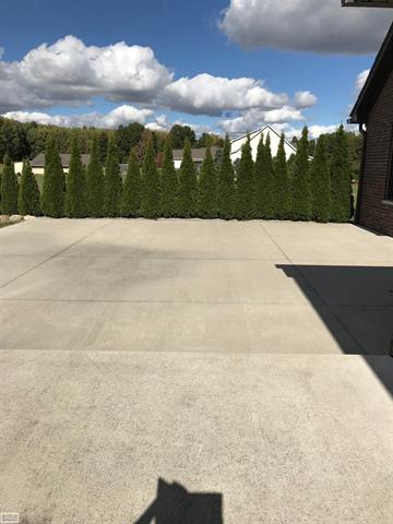 Builiding view fifty two for 6926 Palms, Fair Haven, MI. 48023