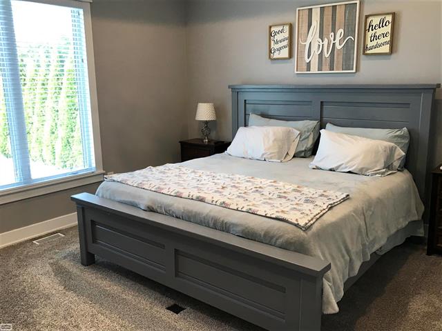 Builiding view nineteen for 6926 Palms, Fair Haven, MI. 48023