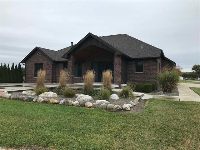 Builiding view one for 6926 Palms, Fair Haven, MI. 48023