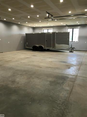 Builiding view thirty five for 6926 Palms, Fair Haven, MI. 48023