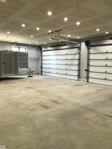 Builiding view thirty seven for 6926 Palms, Fair Haven, MI. 48023