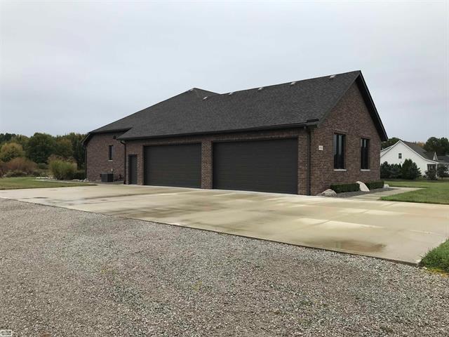 Builiding view two for 6926 Palms, Fair Haven, MI. 48023