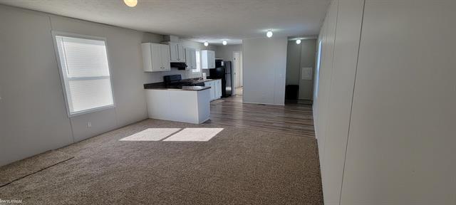 Builiding view one for 48575 Sandifer, Utica, MI. 48317