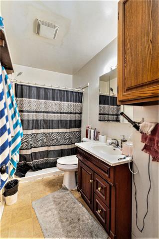 Builiding view nine for 2901 Palmer, Lansing, MI. 48910