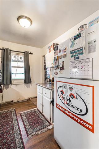 Builiding view thirteen for 2901 Palmer, Lansing, MI. 48910