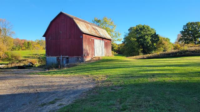 Builiding view twenty two for 7587 Parsonage, Saranac, MI. 48881