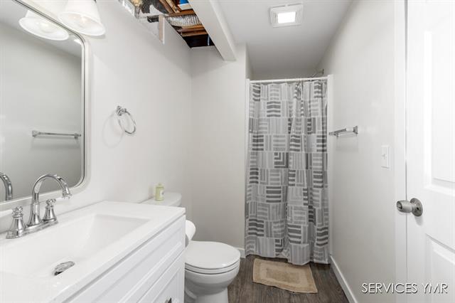 Builiding view seventeen for 1720 Rondo, Grand Rapids, MI. 49508