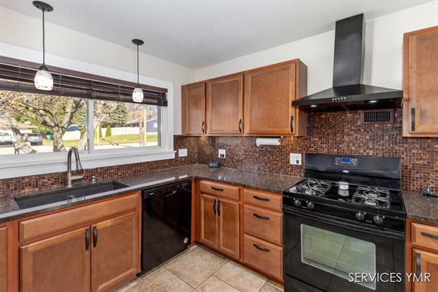 Builiding view six for 1720 Rondo, Grand Rapids, MI. 49508