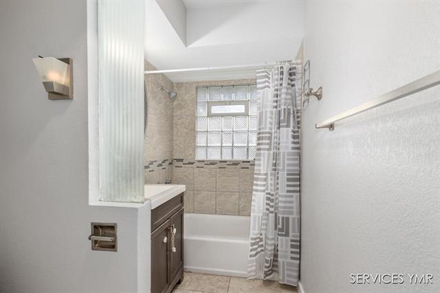 Builiding view thirteen for 1720 Rondo, Grand Rapids, MI. 49508