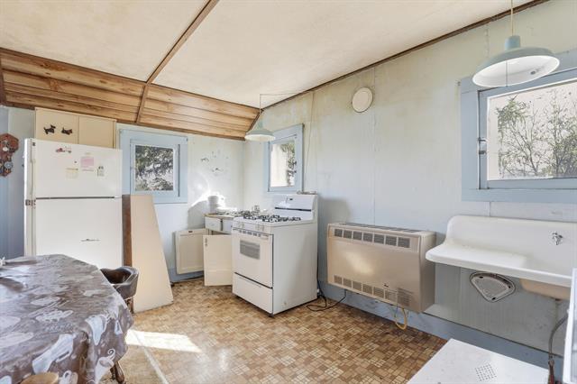 Builiding view nine for 1765 Fleck, Six Lakes, MI. 48886