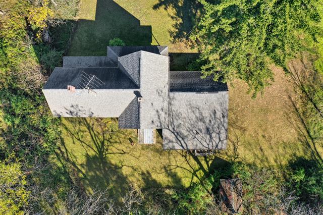 Builiding view twenty one for 1765 Fleck, Six Lakes, MI. 48886