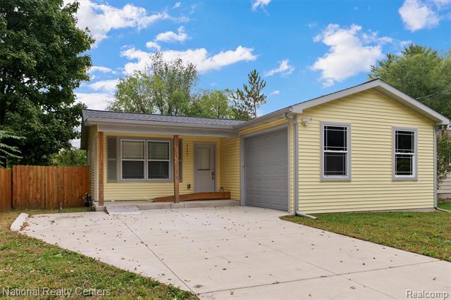 front view for 6263 Marywood Avenue, Lansing, Mi. 48911