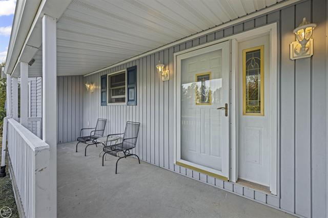 Builiding view one for 300 Parkwood, Metamora, MI. 48455