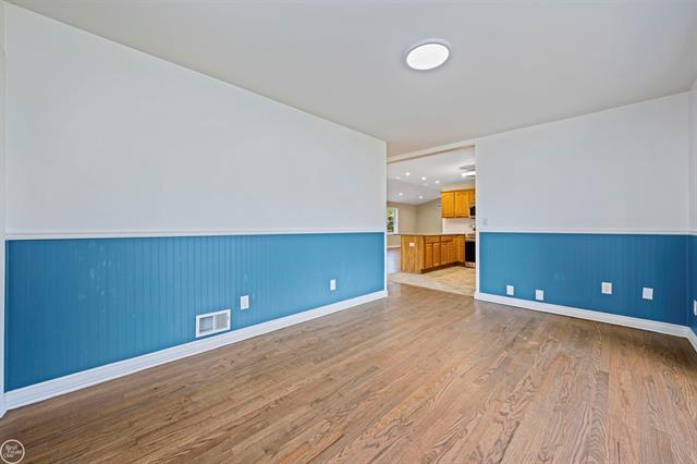 Builiding view seventeen for 300 Parkwood, Metamora, MI. 48455