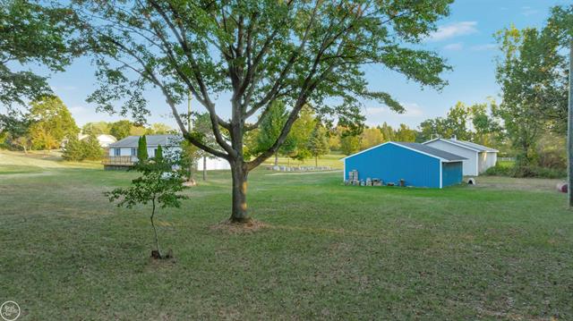 Builiding view sixty eight for 300 Parkwood, Metamora, MI. 48455