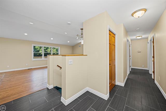 Builiding view three for 300 Parkwood, Metamora, MI. 48455