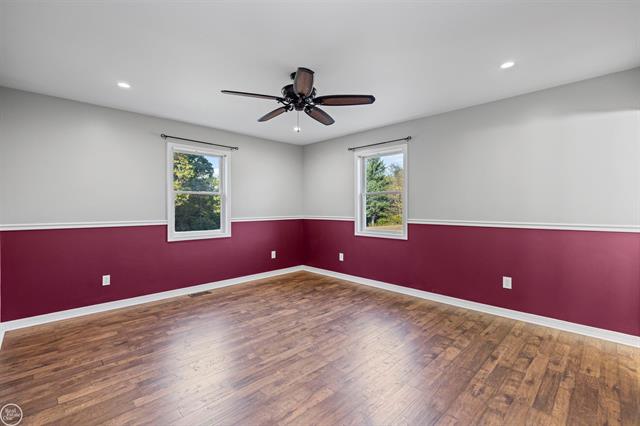 Builiding view twenty for 300 Parkwood, Metamora, MI. 48455