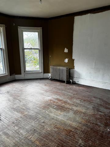 Builiding view five for 2101 5Th, Bay City, MI. 48708