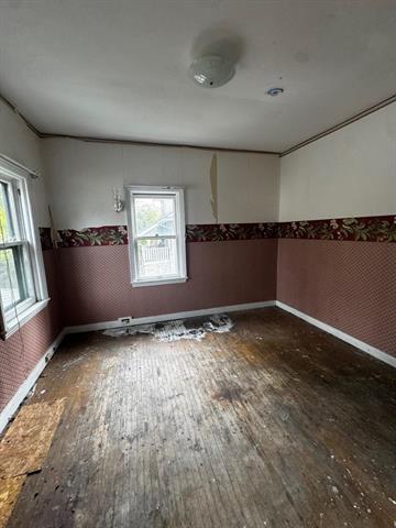 Builiding view nine for 2101 5Th, Bay City, MI. 48708