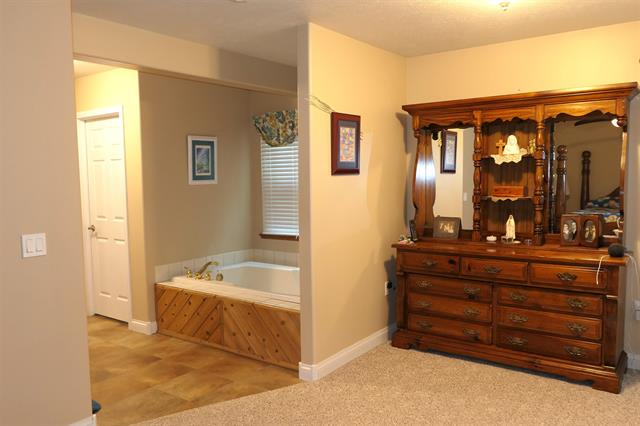 Builiding view twenty one for 1057 Crown Point, Weidman, MI. 48893