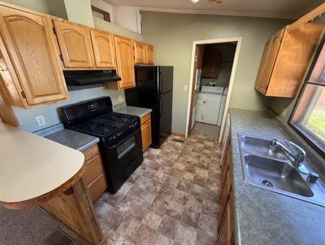 Builiding view five for 520 Moyer, Alma, MI. 48801