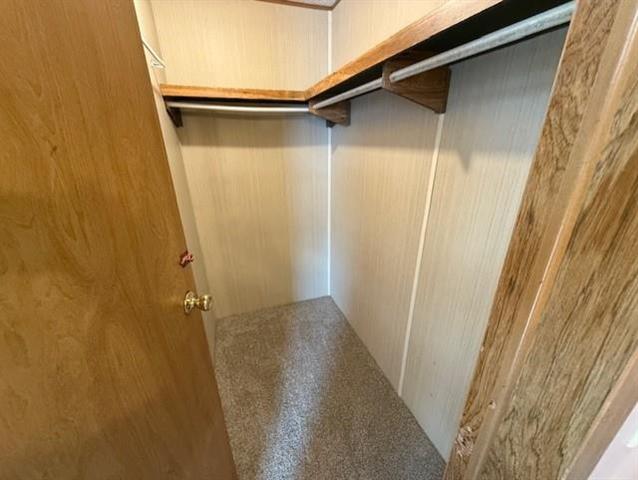 Builiding view thirteen for 520 Moyer, Alma, MI. 48801