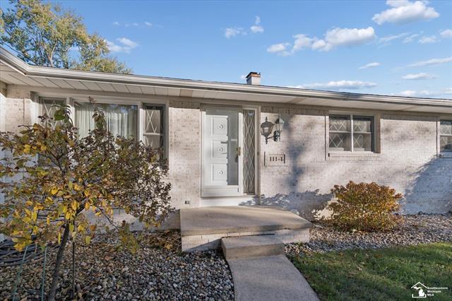 Builiding view five for 1114 Valetta, Temperance, MI. 48182