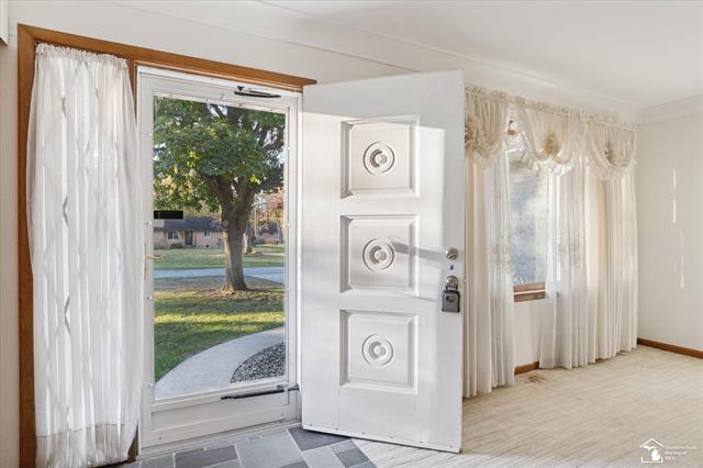 Builiding view seven for 1114 Valetta, Temperance, MI. 48182