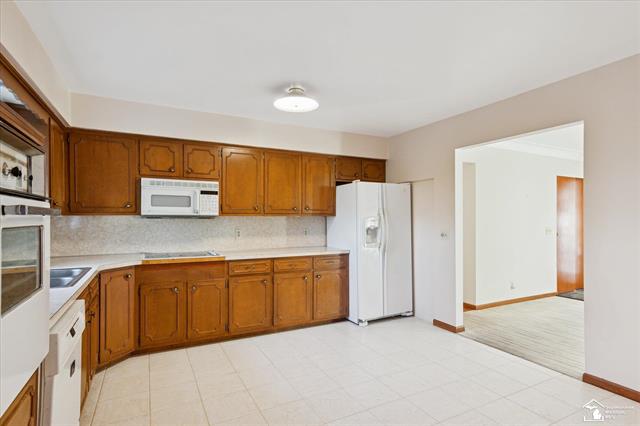 Builiding view twenty six for 1114 Valetta, Temperance, MI. 48182