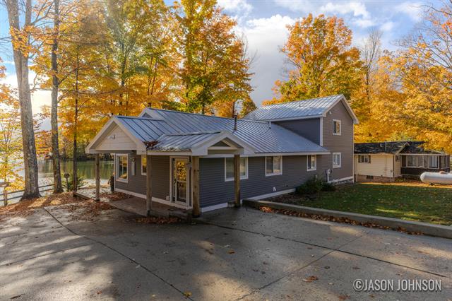 Builiding view eight for 23941 Beers, Mesick, MI. 49668